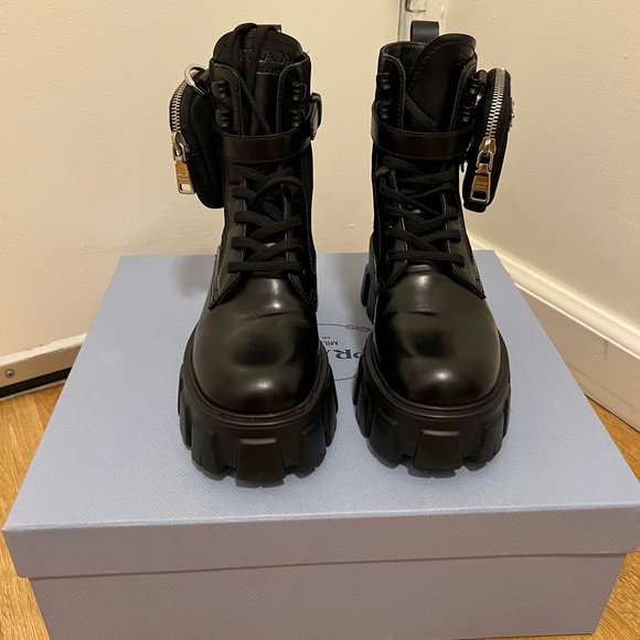 Prada boots - Picture 3 of 3